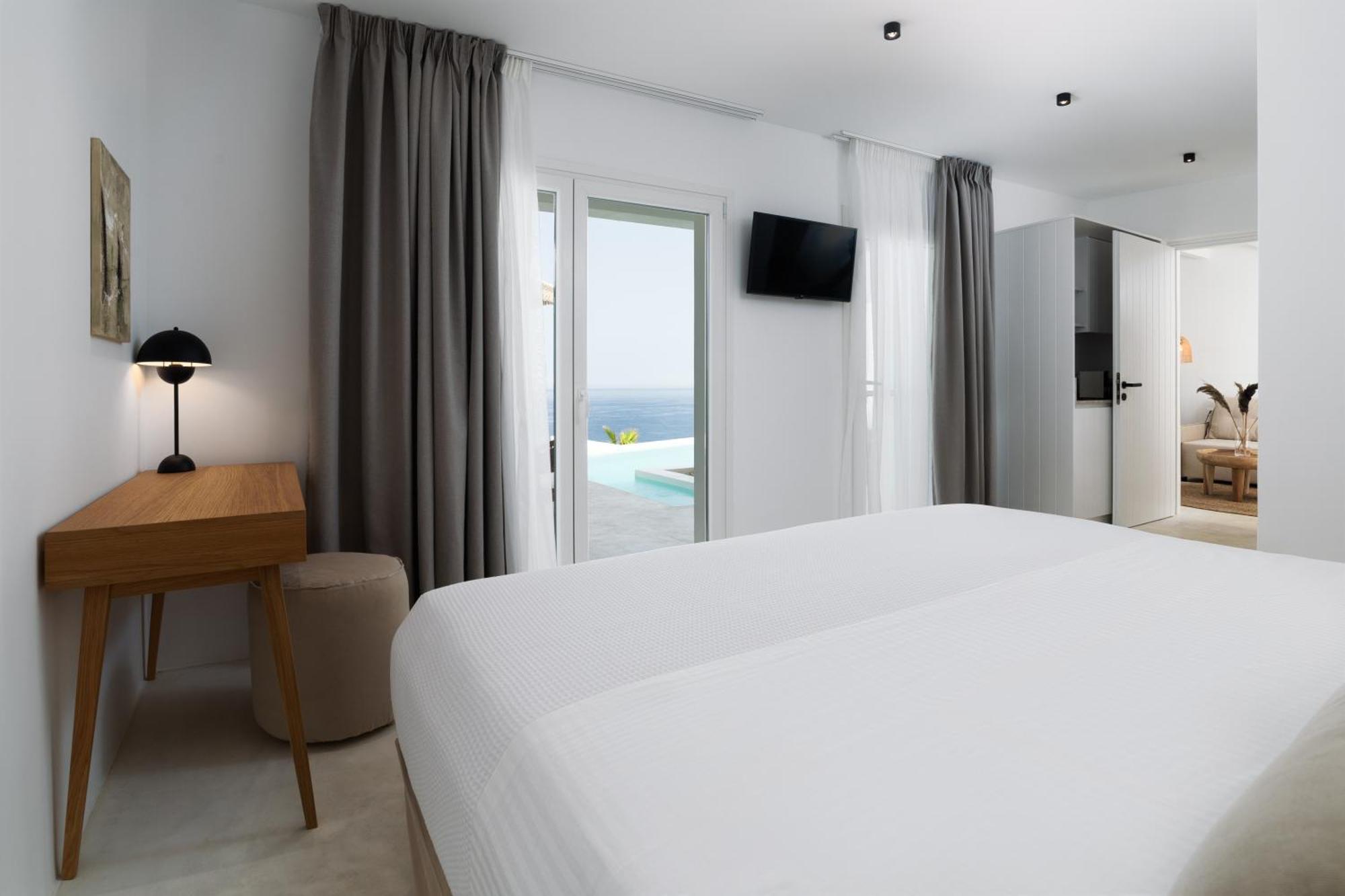 Golden Vista, Beachfront Suites By Explore Andros Eksteriør billede